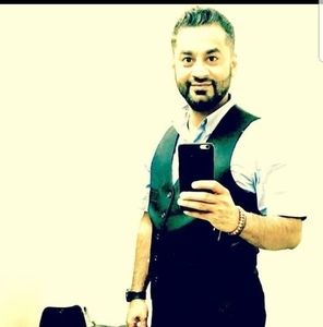 Meet your Posher, Ahmed